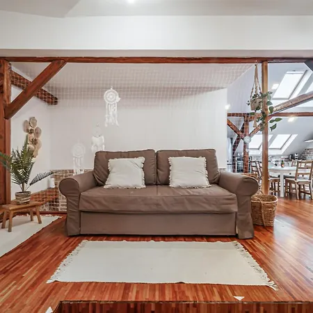 Beautiful And Romantic Penthouse With Two Terraces *