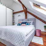 Apartment Beautiful And Romantic Penthouse With Two Terraces *