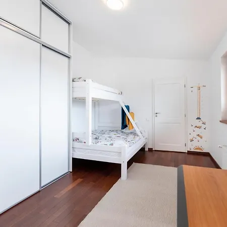 Beautiful And Romantic Penthouse With Two Terraces Appartamento Bratislava
