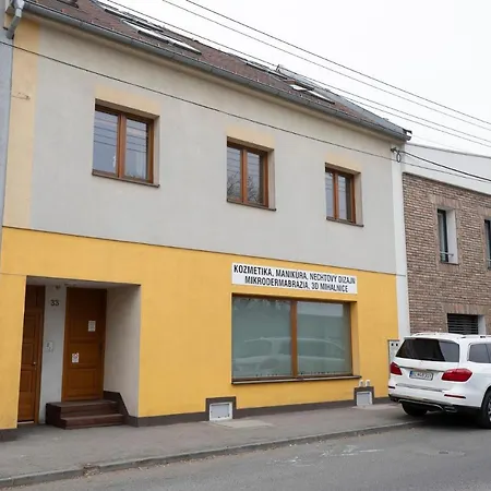 Beautiful And Romantic Penthouse With Two Terraces Apartamento Bratislava