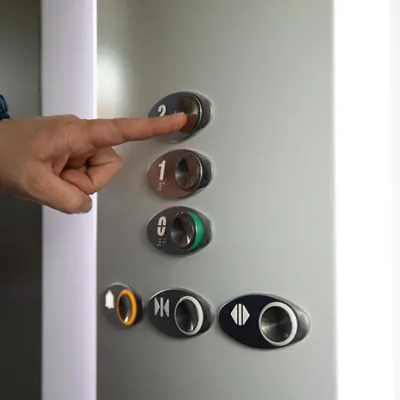 Beautiful And Romantic Penthouse With Two Terraces